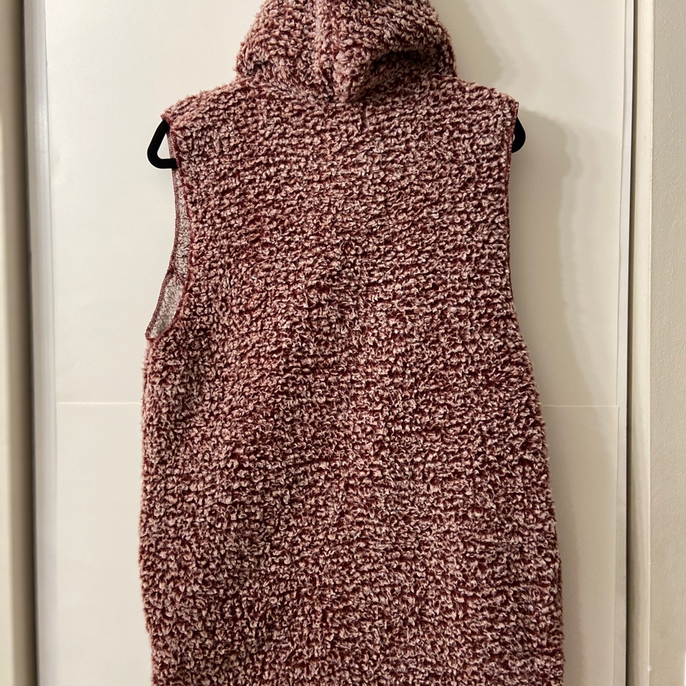 Love Tree Hooded Sherpa Sweater Vest With Pockets - Picture 8 of 8
